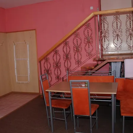 Rotunda 3*