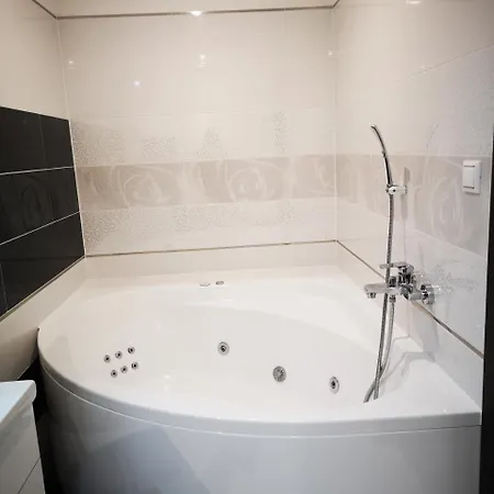 Rotunda Gasthuis 3*